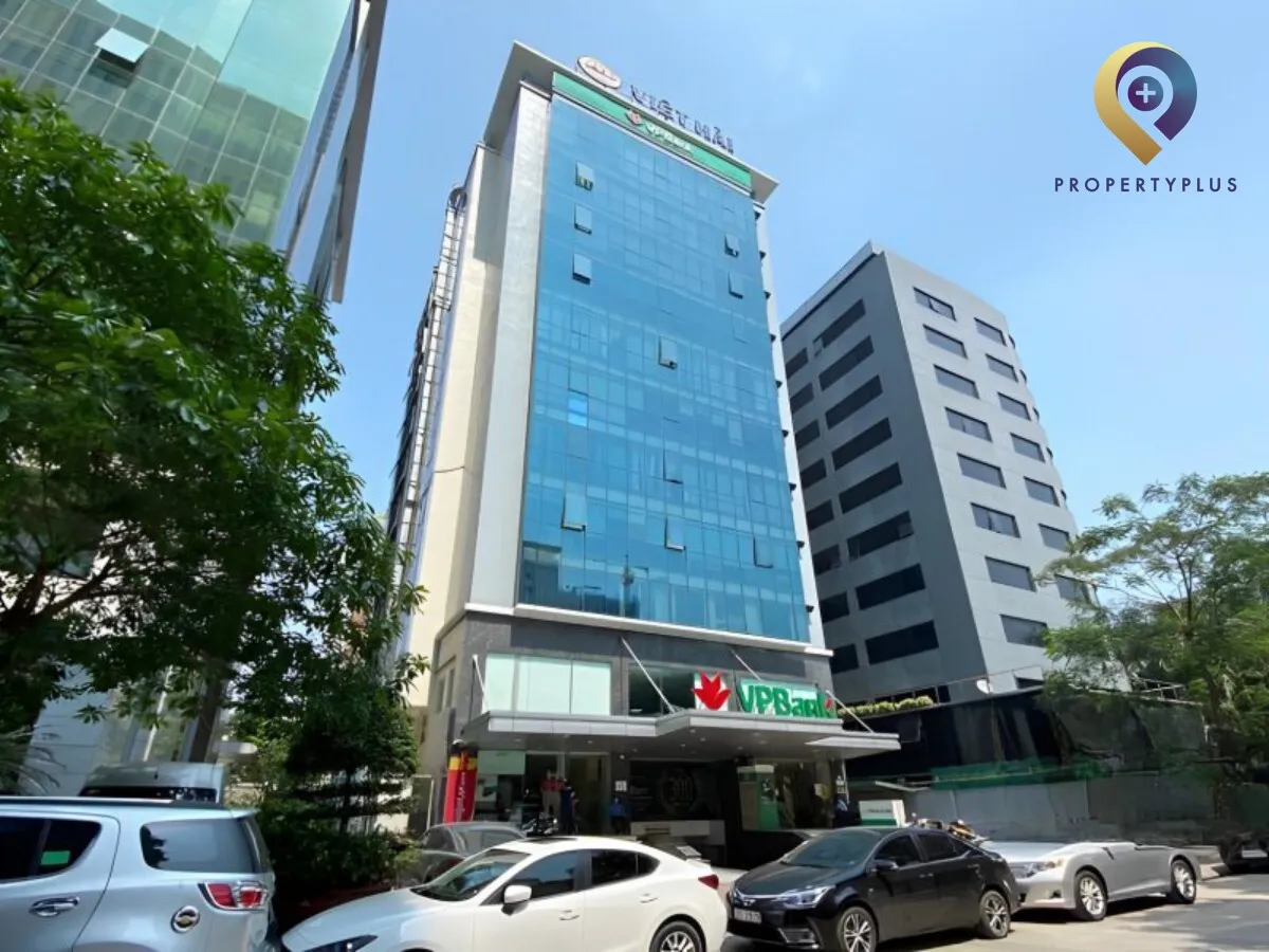 Toàn cảnh tòa nhà Việt Hải Building nhìn từ bên ngoài.